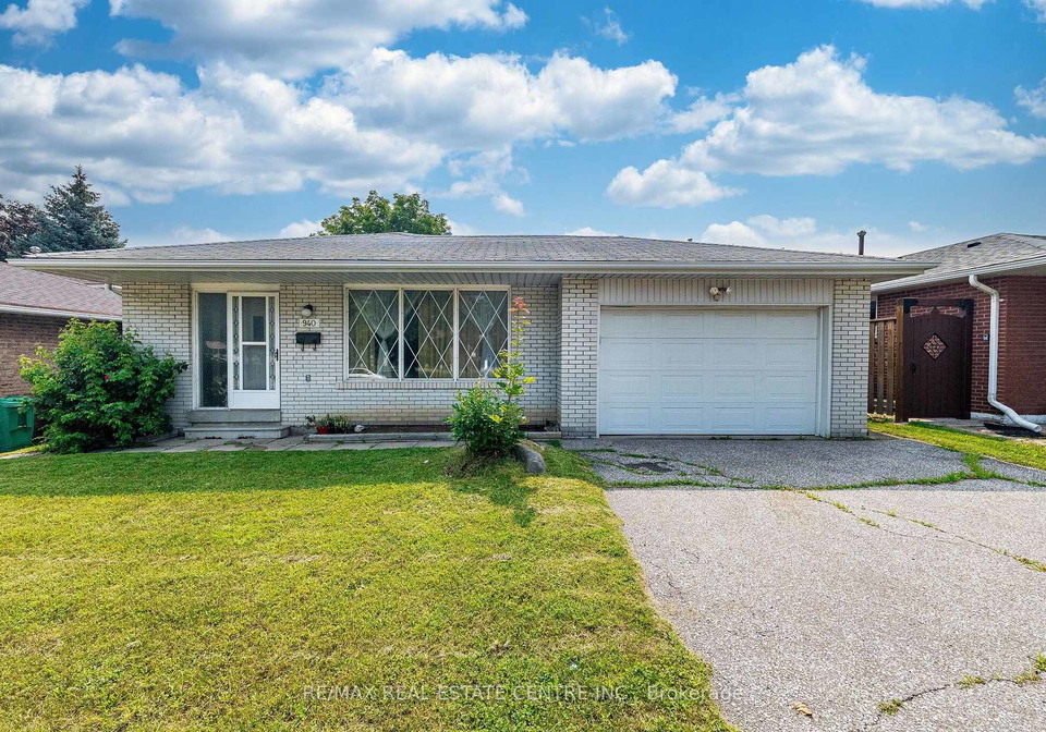 940-bloor-street-mississauga-ontario-w13608764