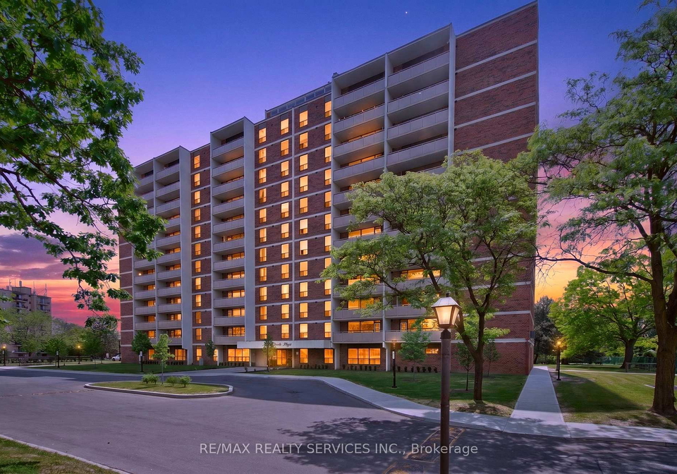 3120-kirwin-avenue-mississauga-ontario-w13608768