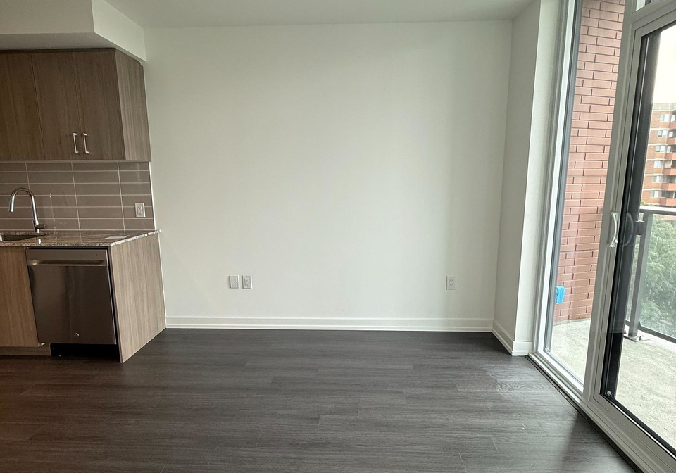 4010-eglinton-avenue-w-toronto-etobicoke-ontario-w13608790