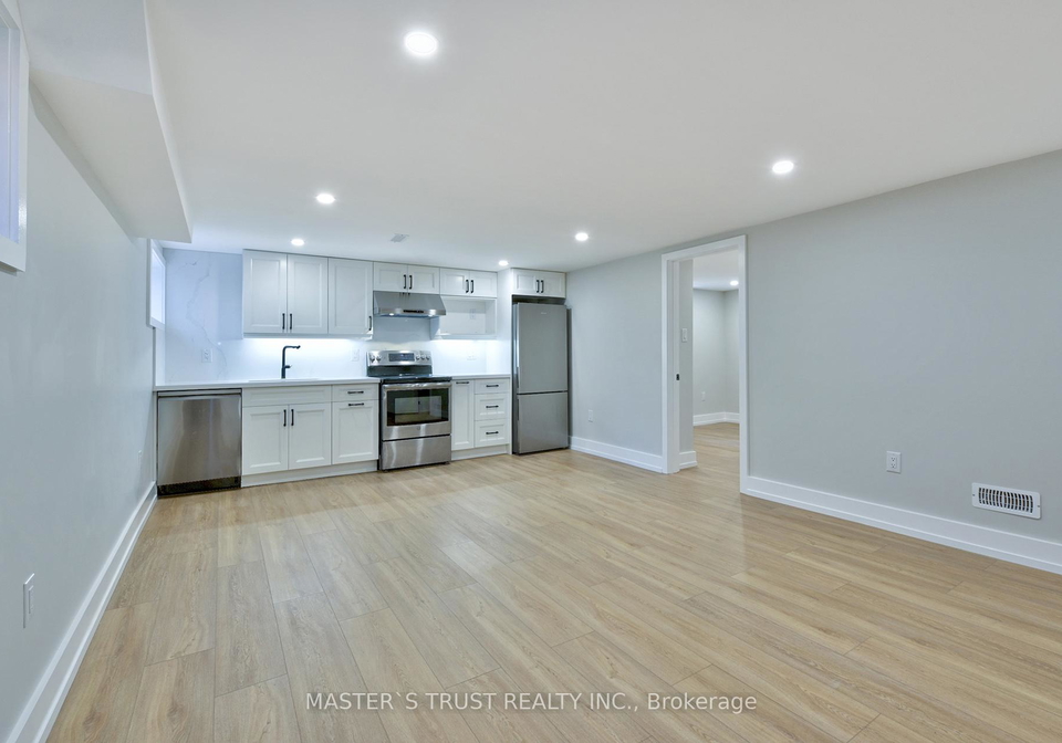 28-florence-drive-oakville-ontario-w13608820