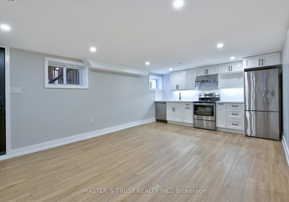 28-florence-drive-oakville-ontario-w13608820