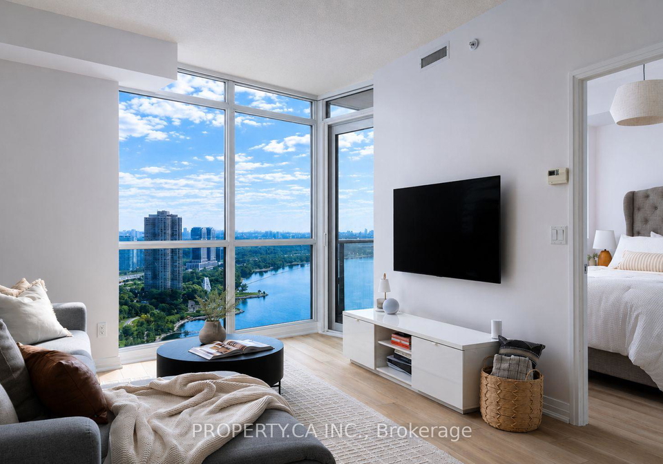 59-annie-craig-drive-toronto-etobicoke-ontario-w13608980