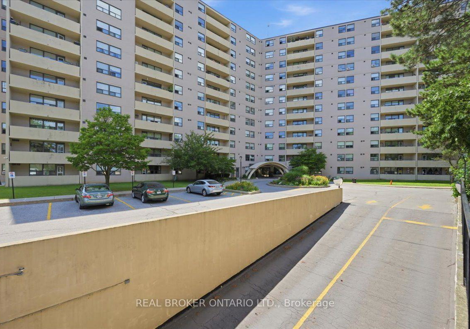 700-dynes-road-burlington-ontario-w13609224