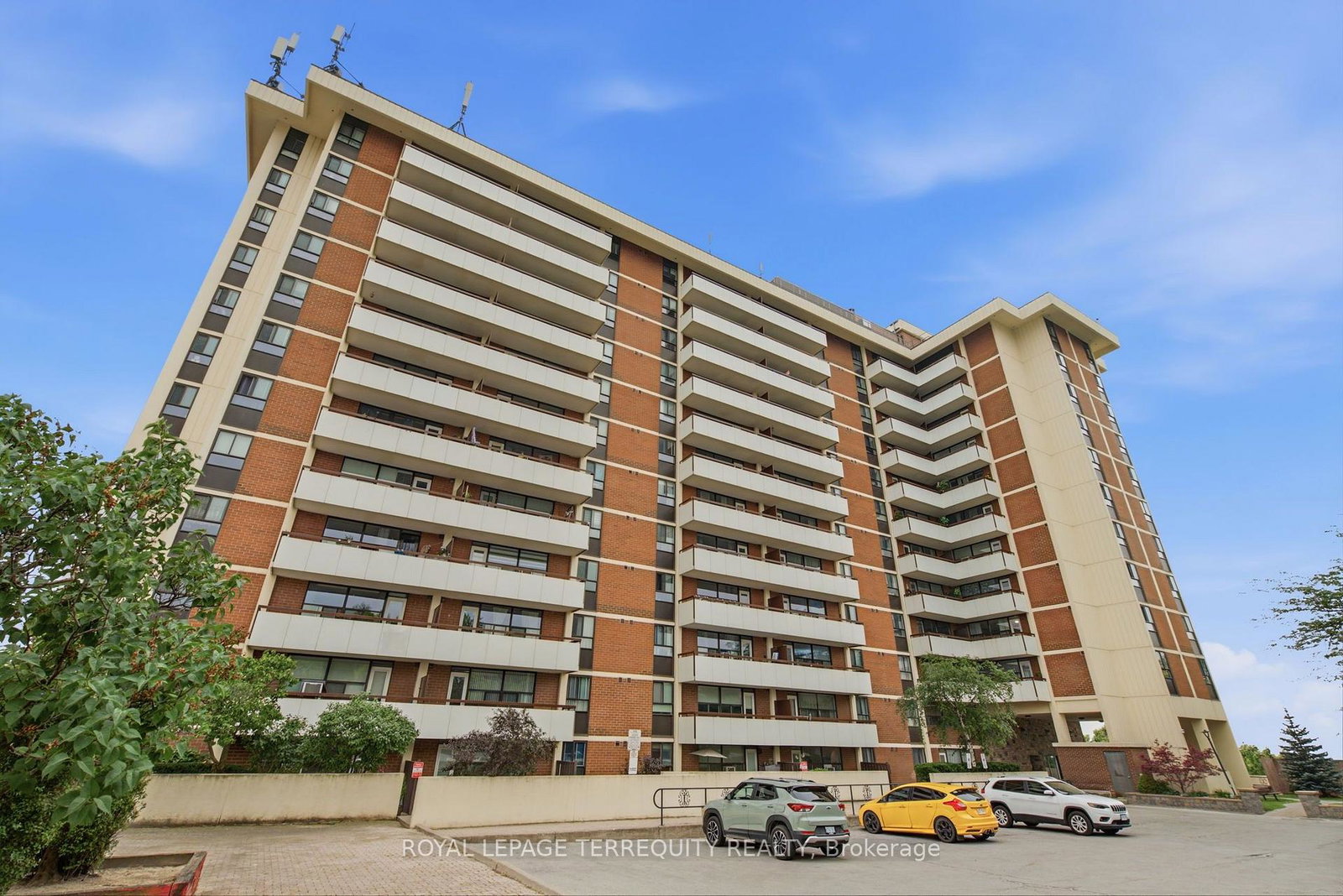 541-blackthorn-avenue-toronto-toronto-ontario-w13609262