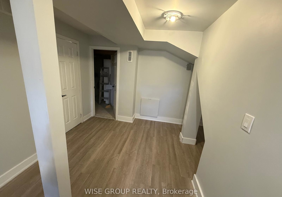 55-purdy-crescent-toronto-north-york-ontario-w13609294