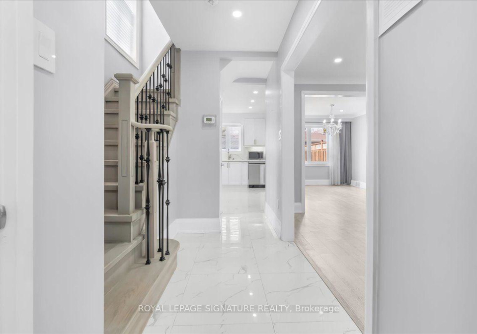 90a-bicknell-avenue-toronto-toronto-ontario-w13609308