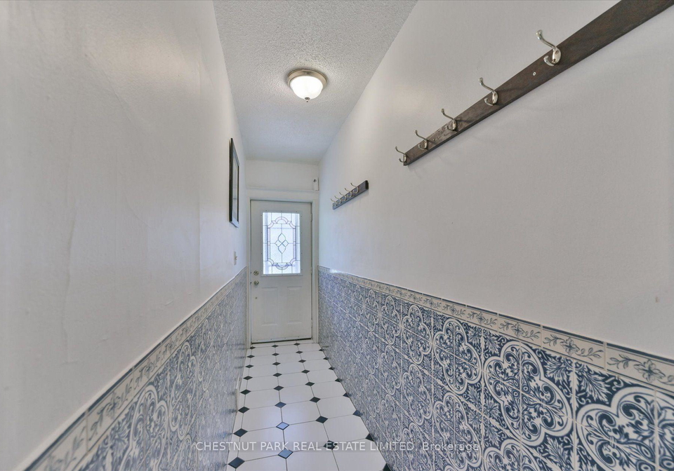 13-silver-avenue-toronto-toronto-ontario-w13609318