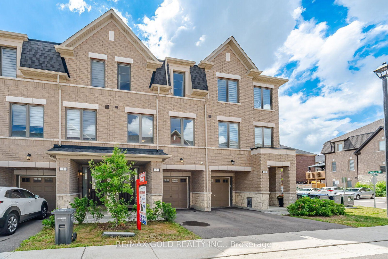 9-arcola-street-brampton-ontario-w13609434