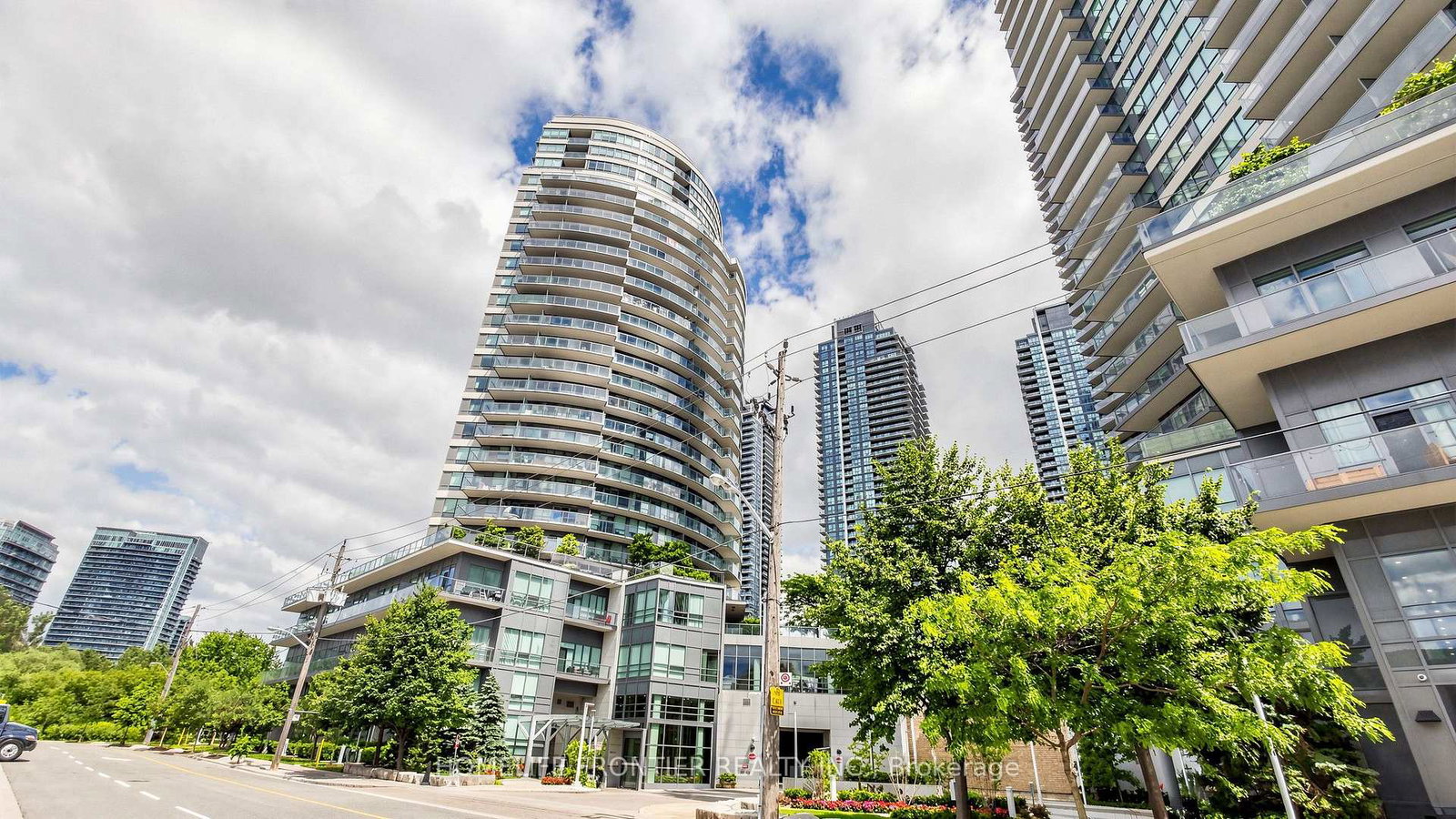 15-legion-road-toronto-etobicoke-ontario-w13609440