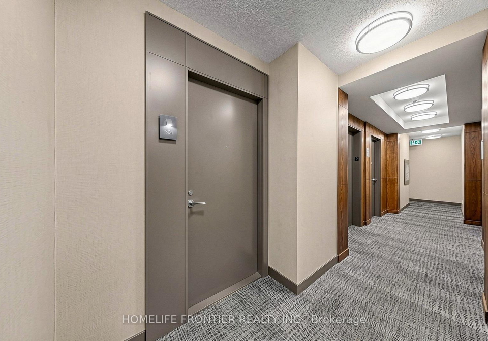 15-legion-road-toronto-etobicoke-ontario-w13609440