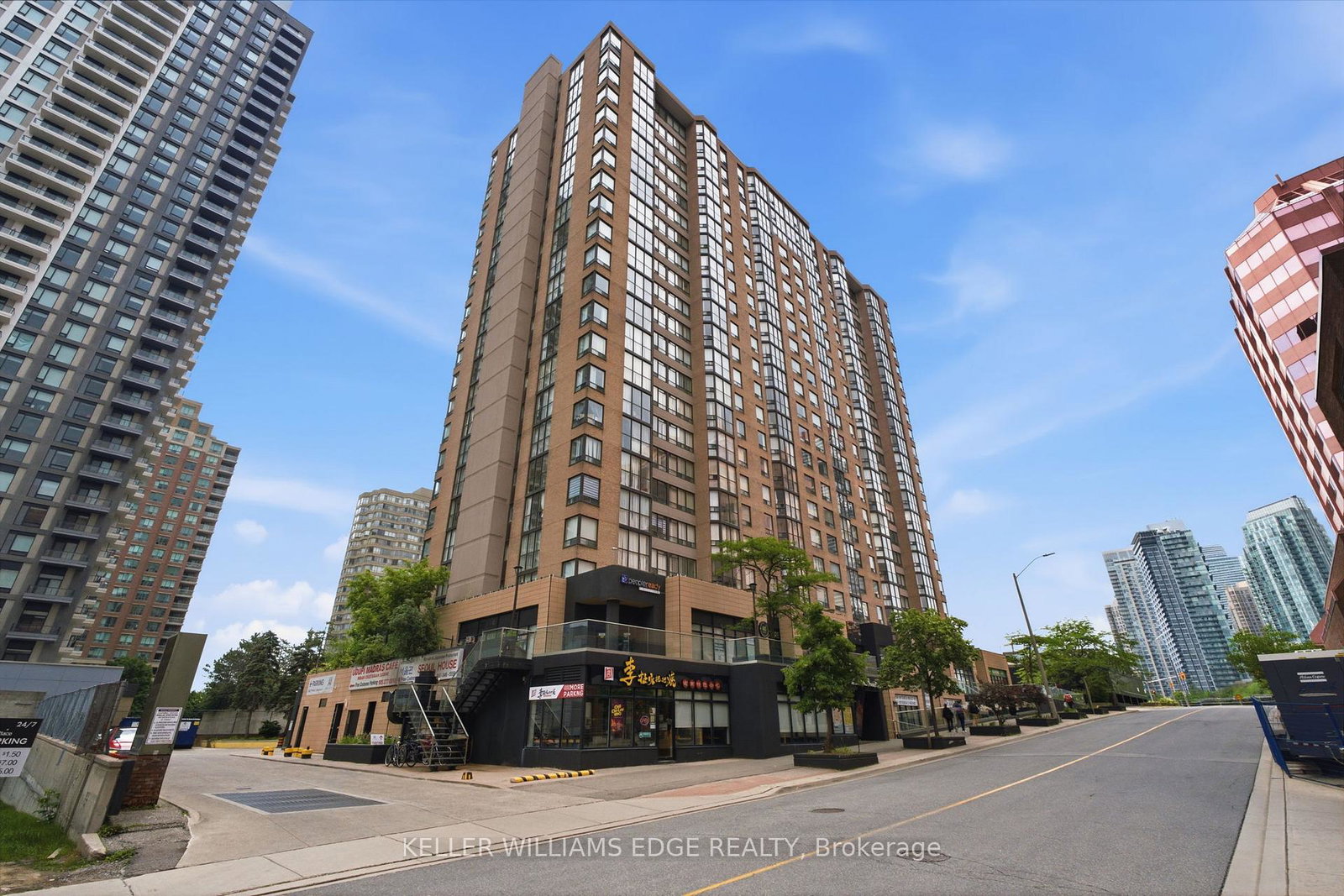265-enfield-place-mississauga-ontario-w13609496