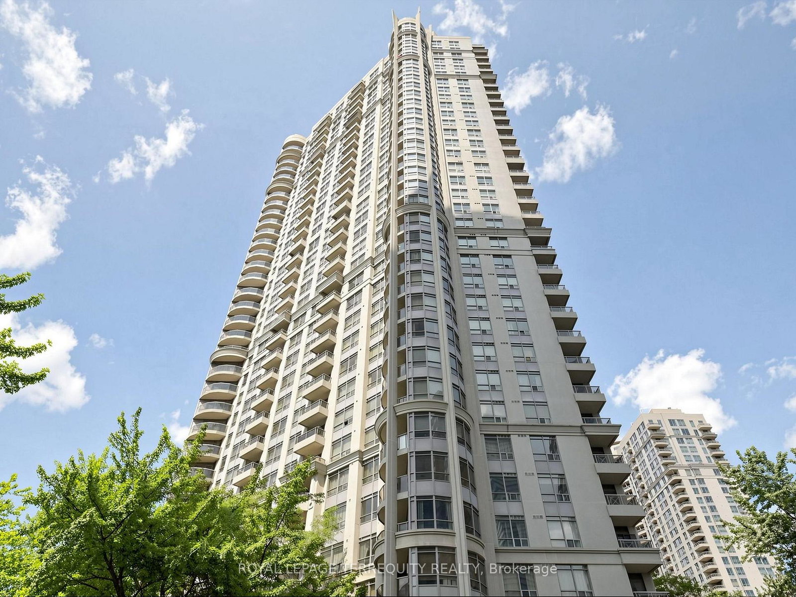 310-burnhamthorpe-road-w-mississauga-ontario-w13609518