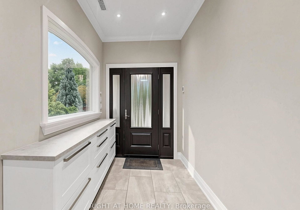 67-bonnyview-drive-toronto-etobicoke-ontario-w13609552