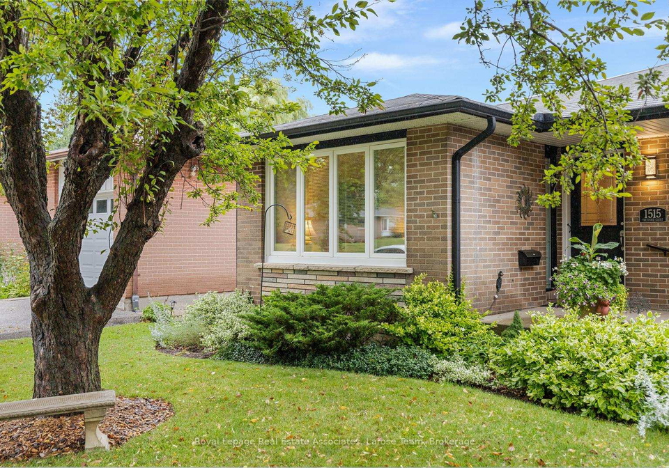 1515-thetford-court-mississauga-ontario-w13609702