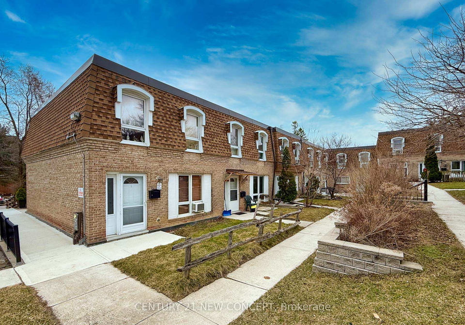 1310-gulleden-drive-mississauga-ontario-w13609748
