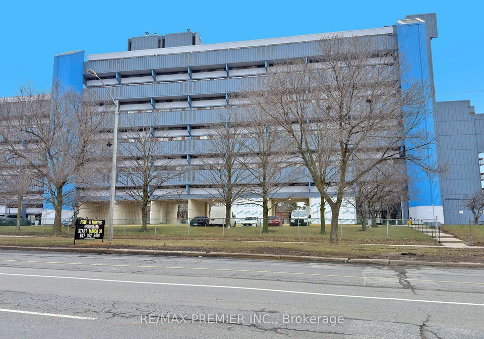 4645-jane-street-toronto-york-ontario-w13610152