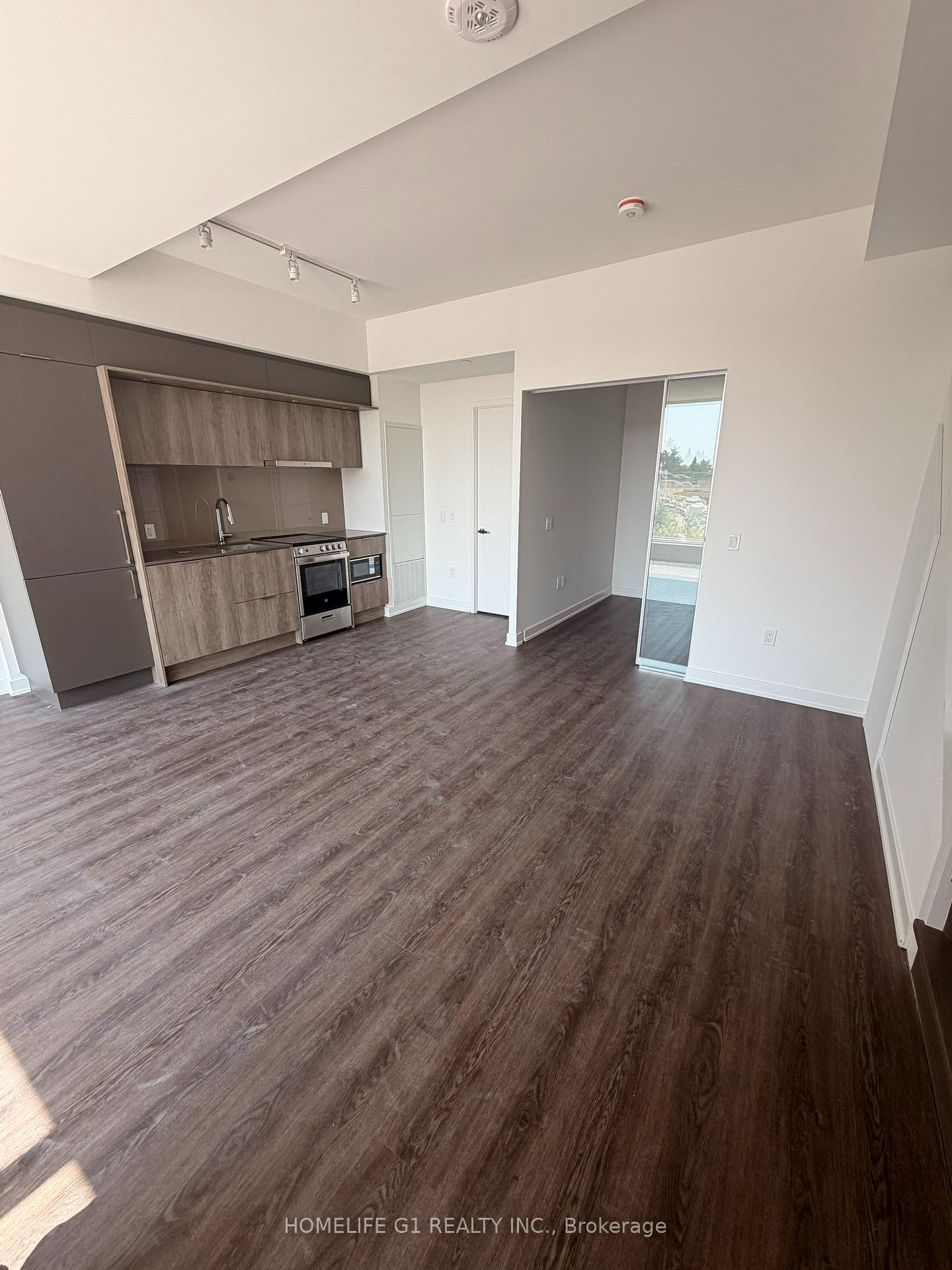 448-burnhamthorpe-road-w-mississauga-ontario-w13610212