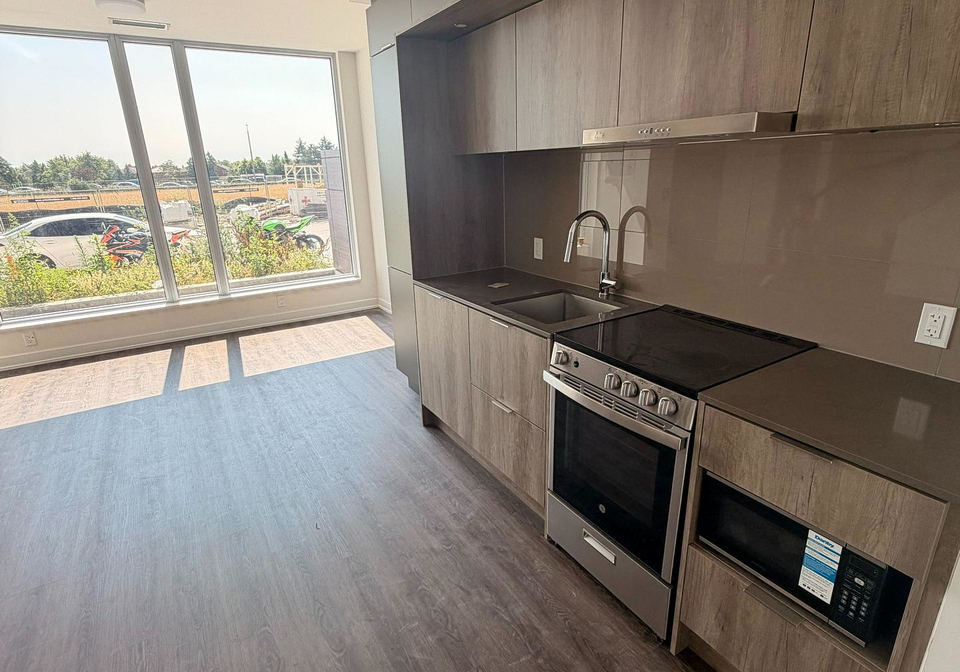 448-burnhamthorpe-road-w-mississauga-ontario-w13610212