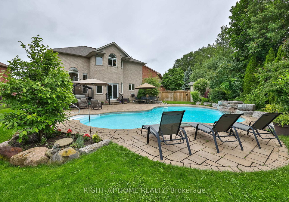 2275-whitecliffe-way-oakville-ontario-w13610260