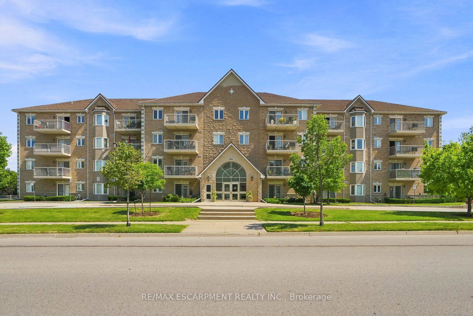 4016-kilmer-drive-burlington-ontario-w13610272