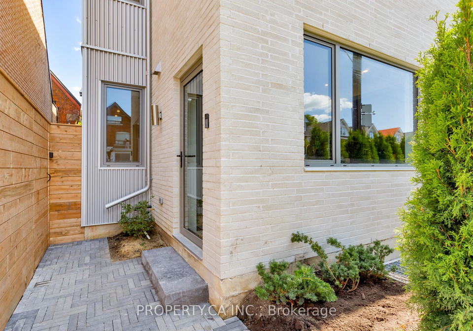 301-keele-street-toronto-toronto-ontario-w13610324