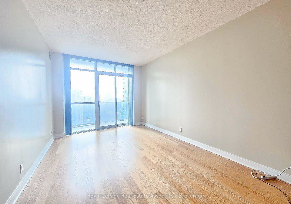 80-absolute-avenue-mississauga-ontario-w13610400