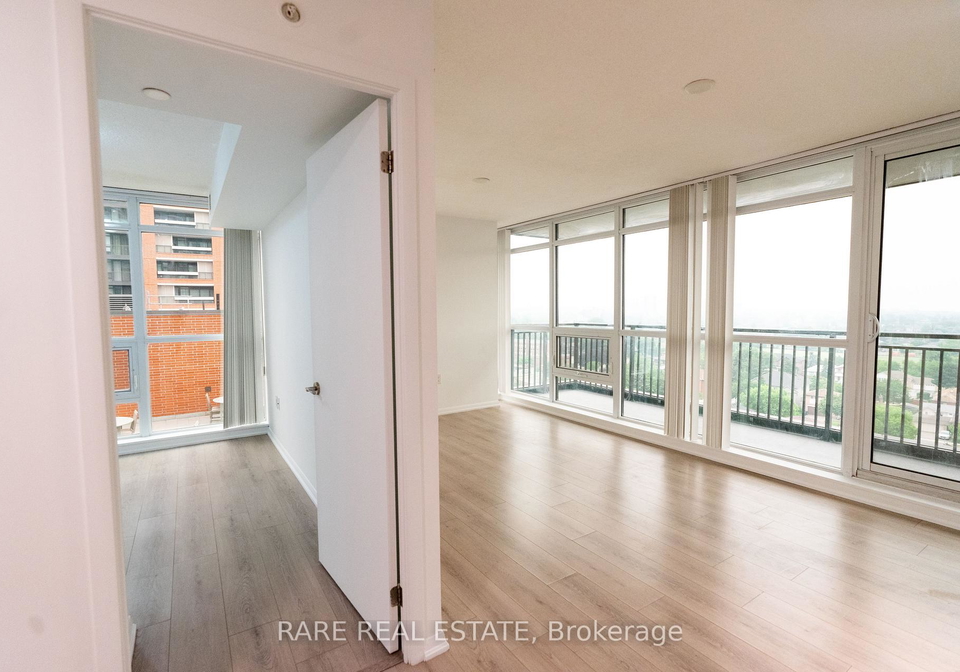 830-lawrence-avenue-w-toronto-north-york-ontario-w13610410