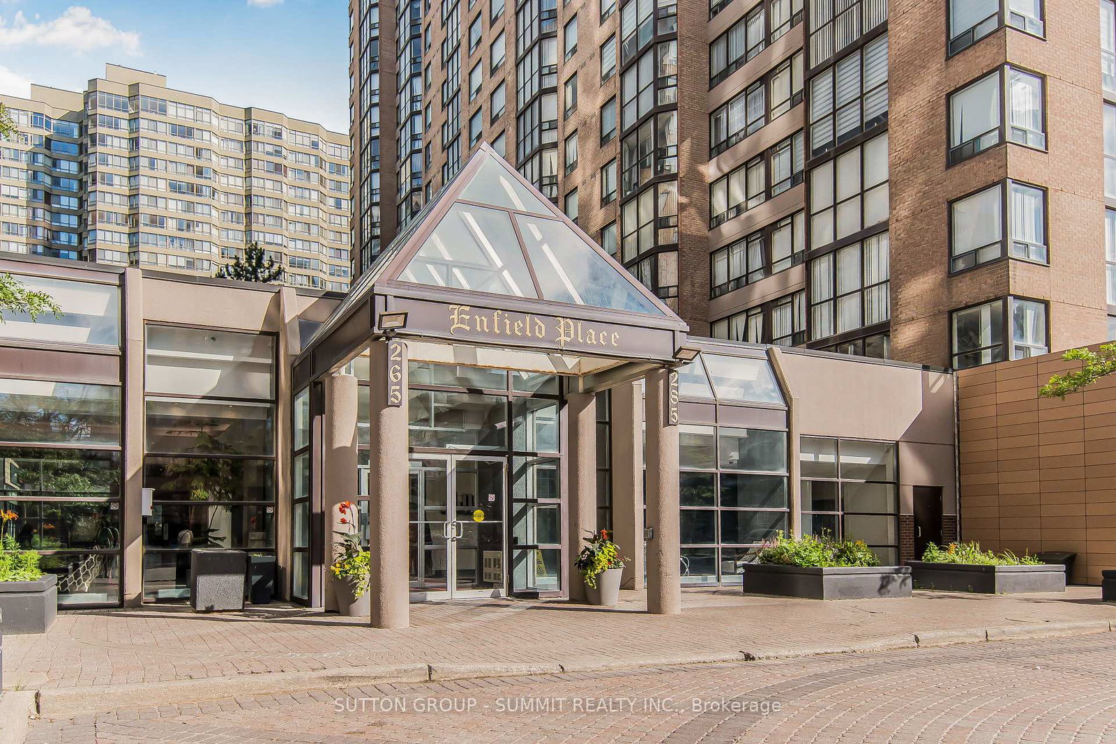 285-enfield-place-mississauga-ontario-w13610626