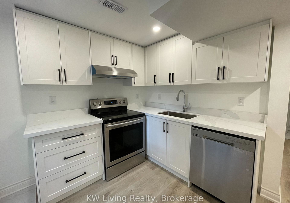 2608-pinkwell-drive-mississauga-ontario-w13610772