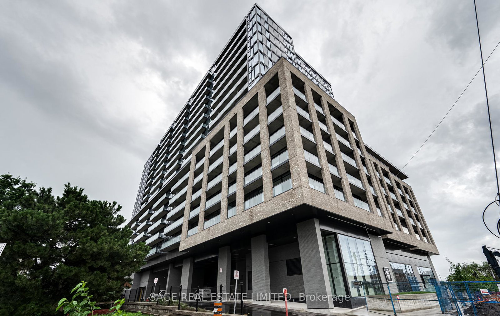 86-dundas-street-e-mississauga-ontario-w13610836