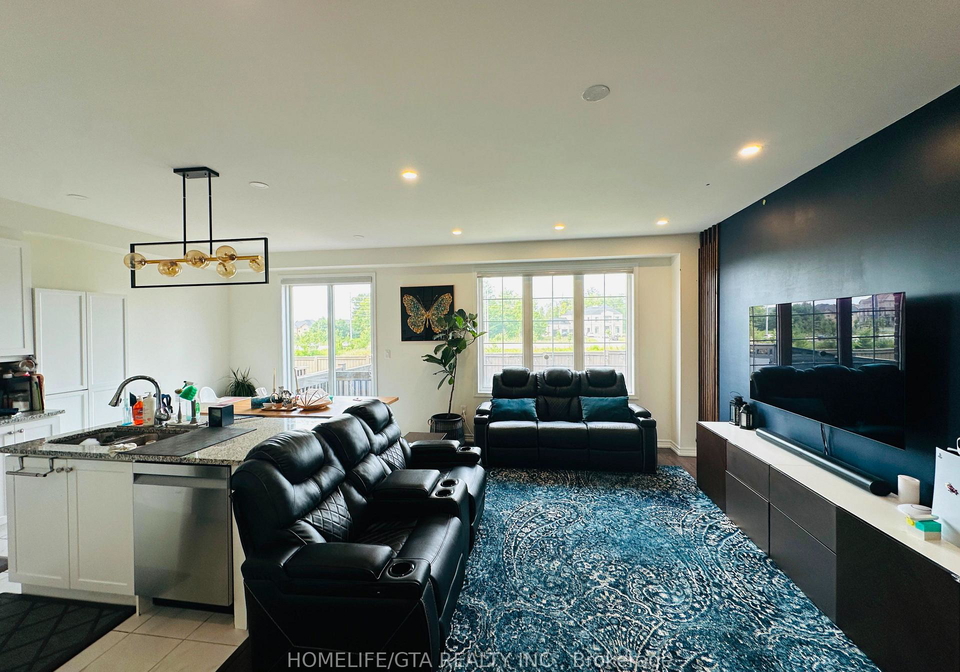 30-circus-crescent-brampton-ontario-w13611052