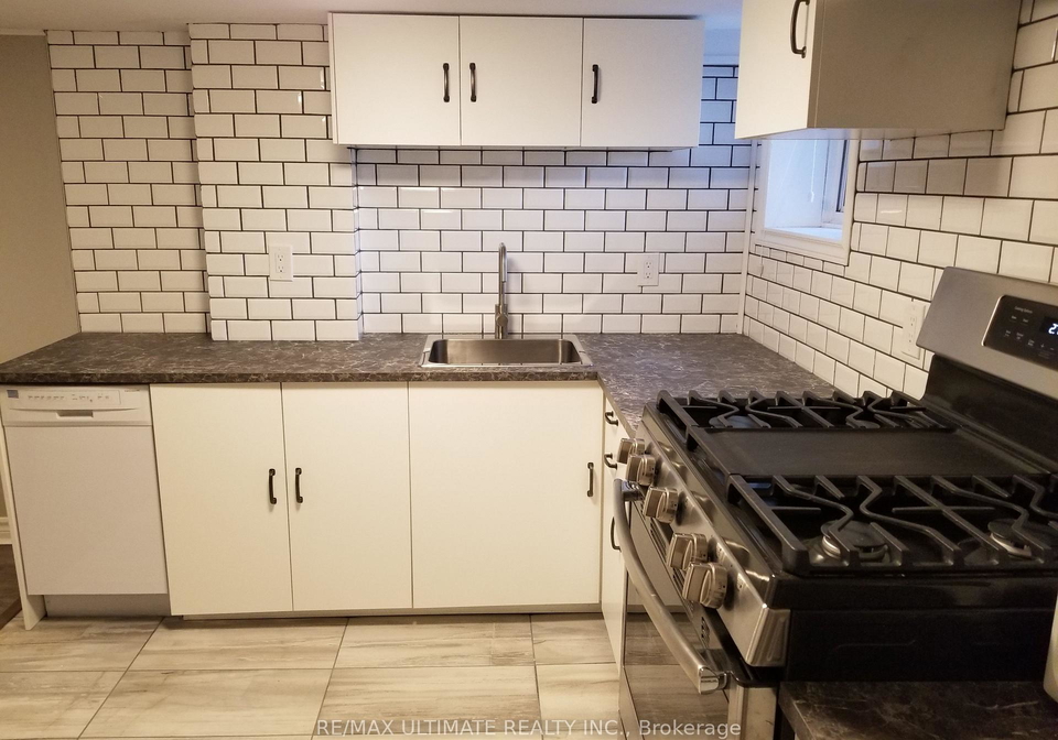 1133-dufferin-street-toronto-toronto-ontario-w13611082