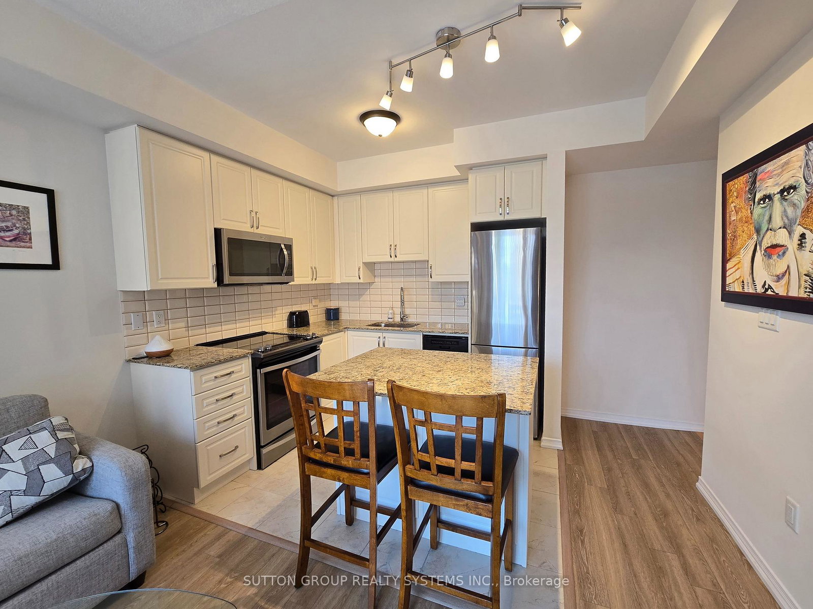 34-fieldway-road-toronto-etobicoke-ontario-w13611264