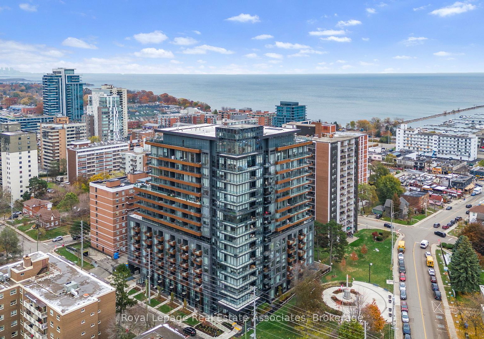 21-park-street-e-mississauga-ontario-w13611504