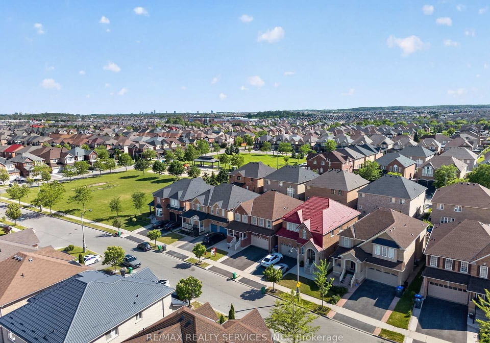 58-quailvalley-drive-brampton-ontario-w13611680