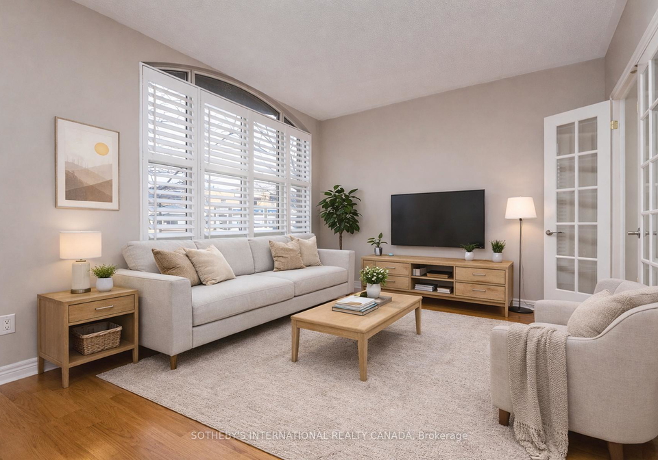 3085-bloor-street-w-toronto-etobicoke-ontario-w13611924