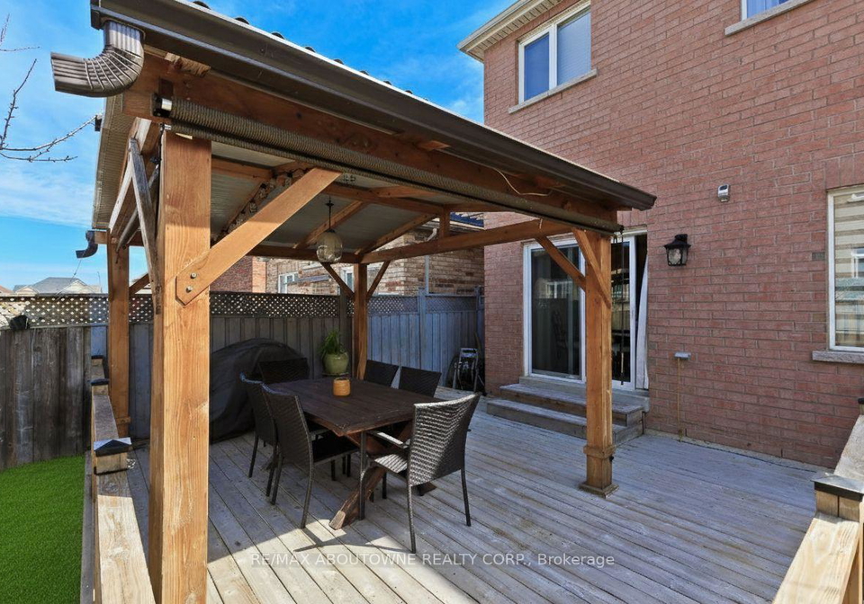 upper-3339-ruth-fertel-drive-mississauga-ontario-w13612102