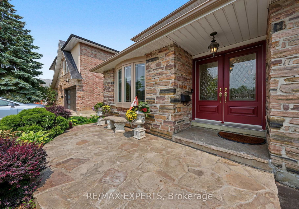 2387-chilsworthy-avenue-mississauga-ontario-w13612218