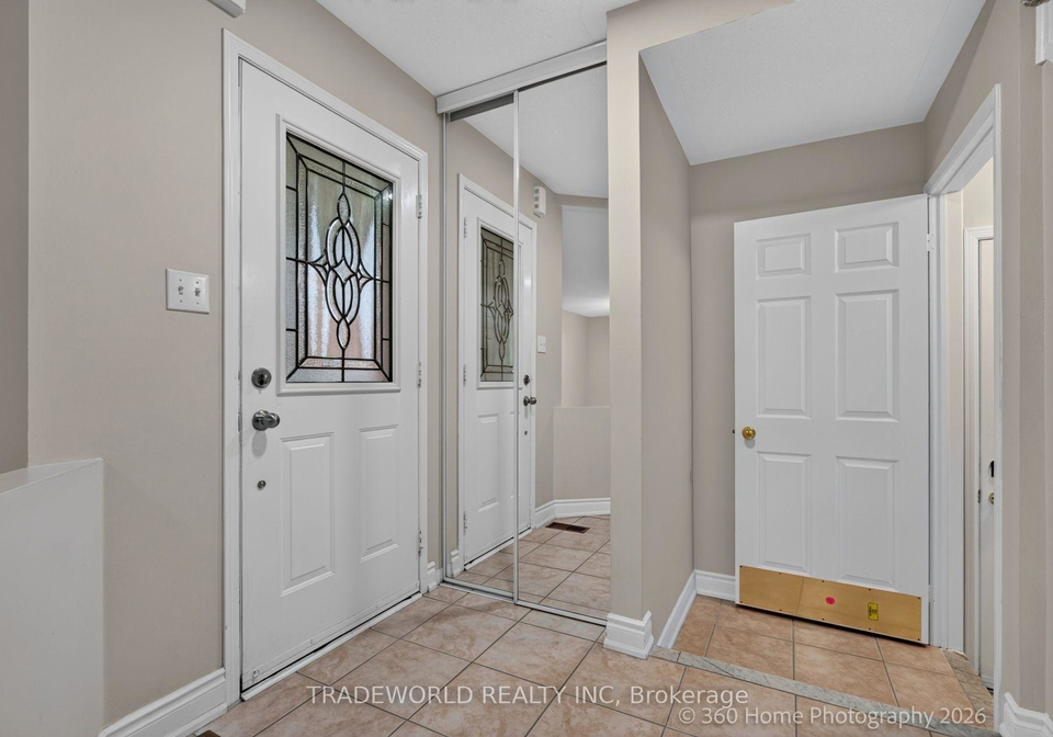 5968-gant-crescent-mississauga-ontario-w13612230