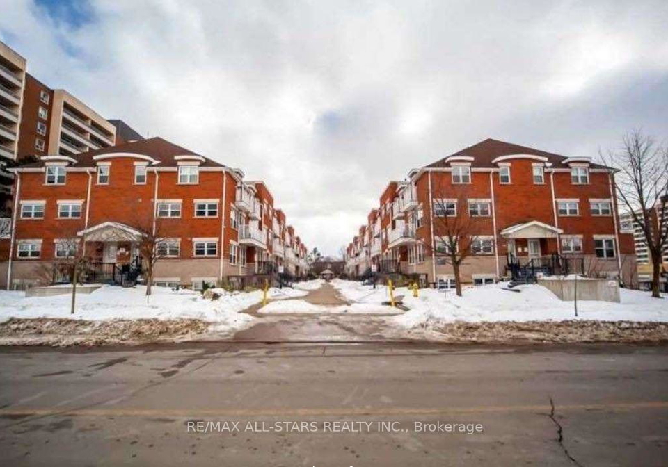 37-four-winds-drive-toronto-york-ontario-w13612326