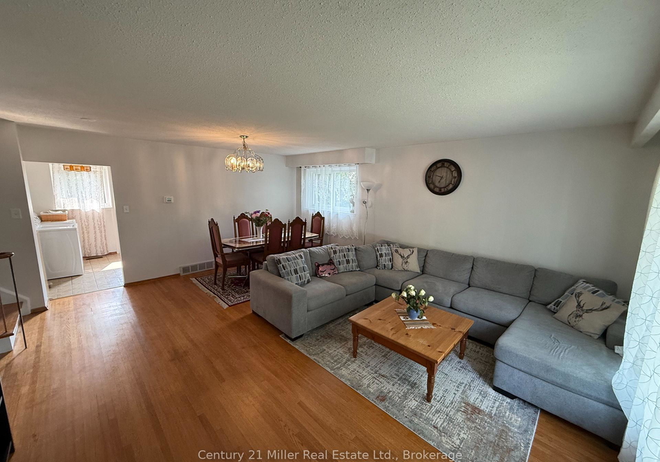 35-melville-crescent-brampton-ontario-w13612476