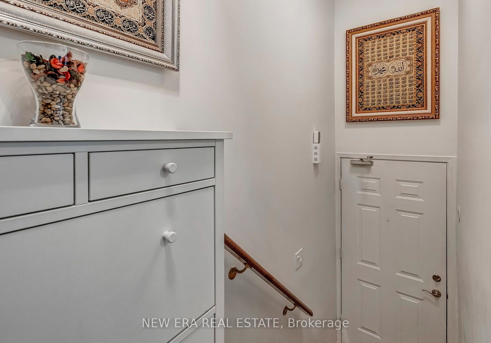 3056-eglinton-avenue-w-mississauga-ontario-w13612648