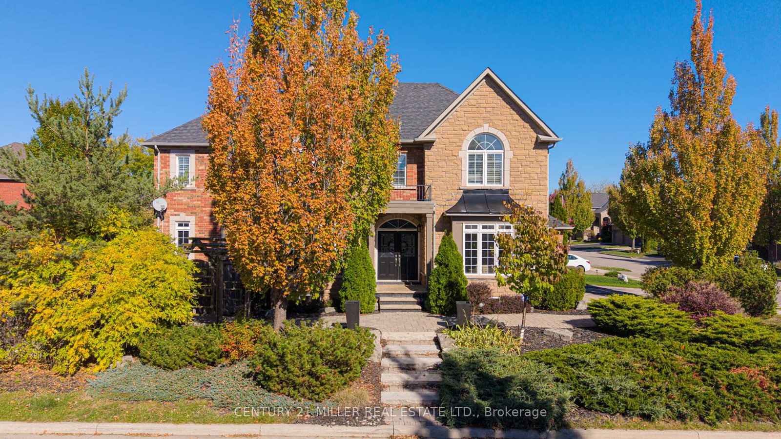 2211-glencairn-road-oakville-ontario-w13612860