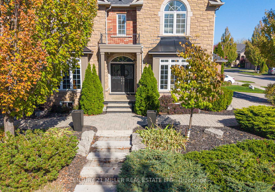2211-glencairn-road-oakville-ontario-w13612860