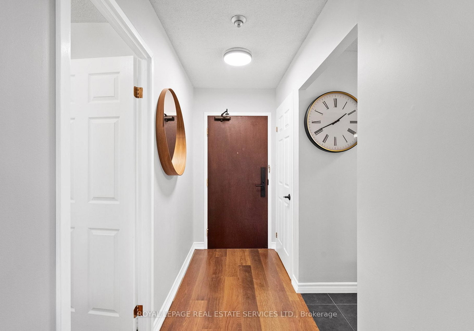 185-robinson-street-oakville-ontario-w13612886