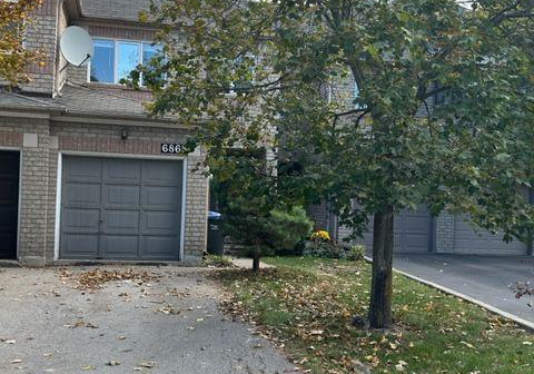 6863-apex-court-mississauga-ontario-w13612896