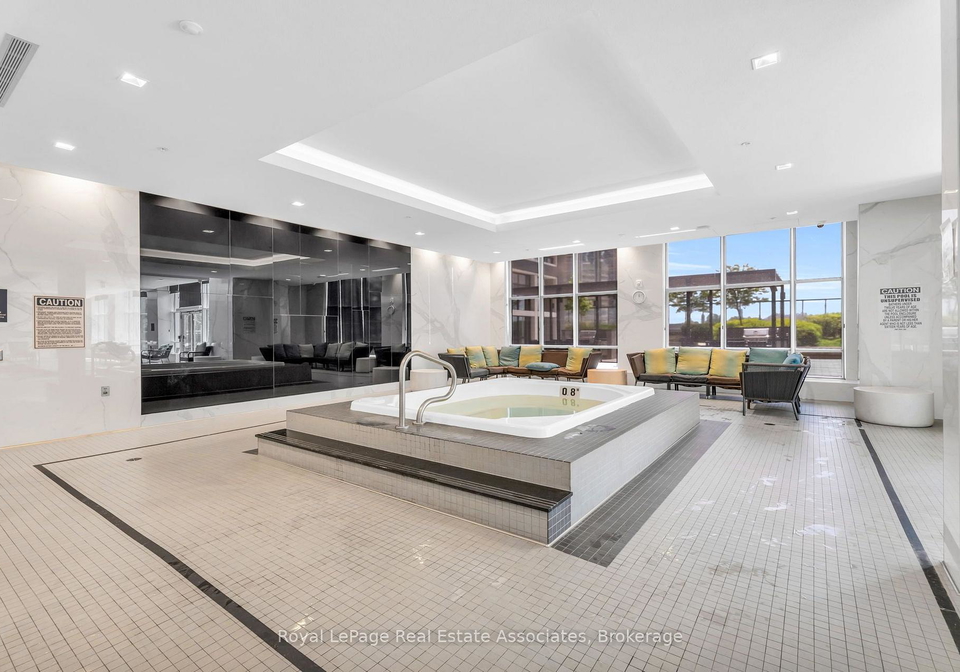 5-mabelle-avenue-toronto-etobicoke-ontario-w13612920