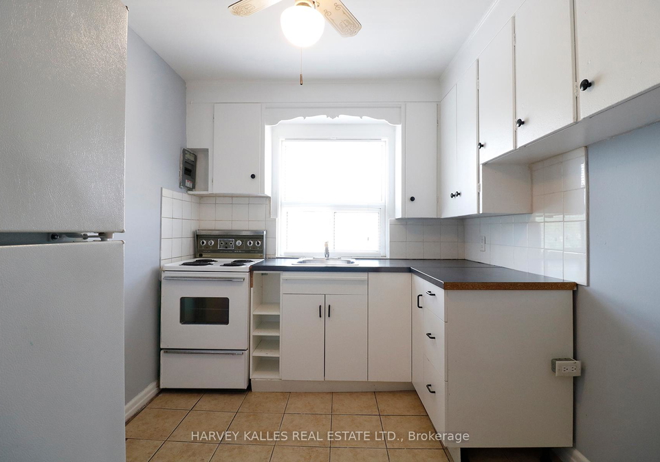 2434-keele-street-toronto-north-york-ontario-w13613052