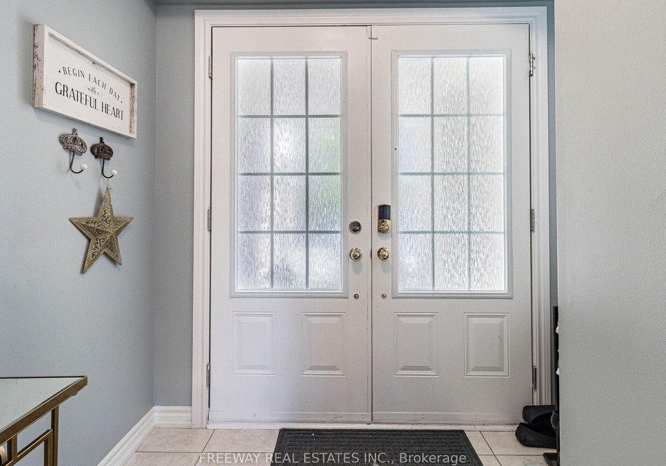 46-miami-grove-brampton-ontario-w13613246