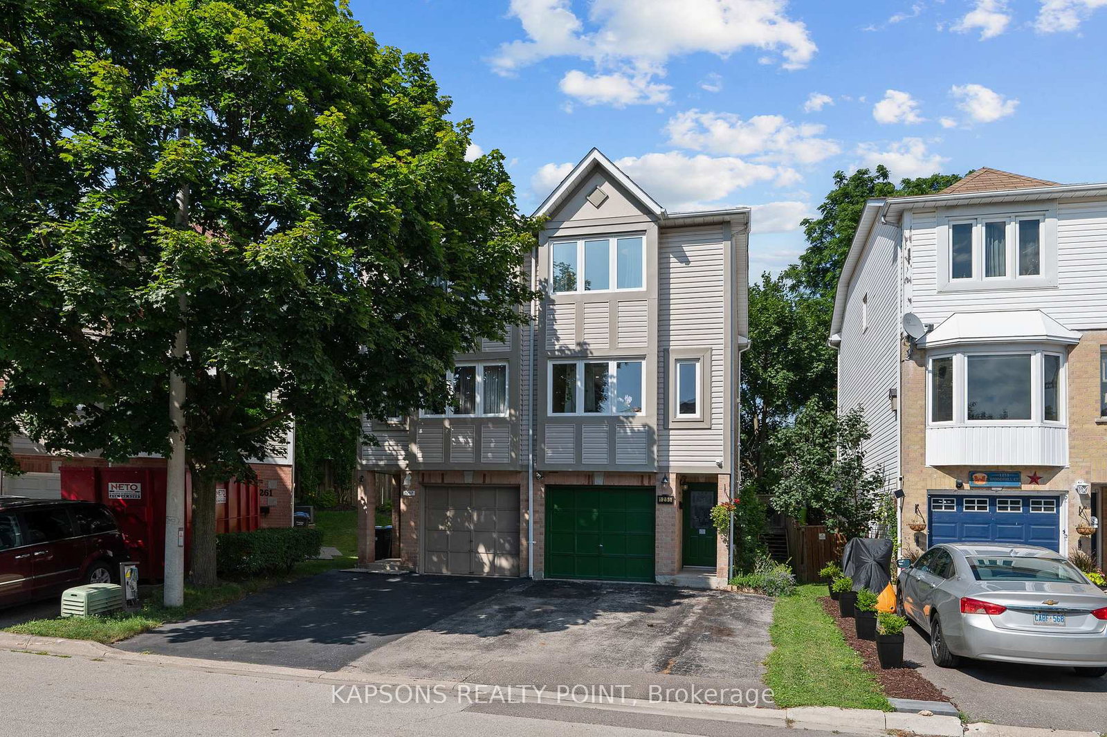 1255-woodhill-court-mississauga-ontario-w13613256